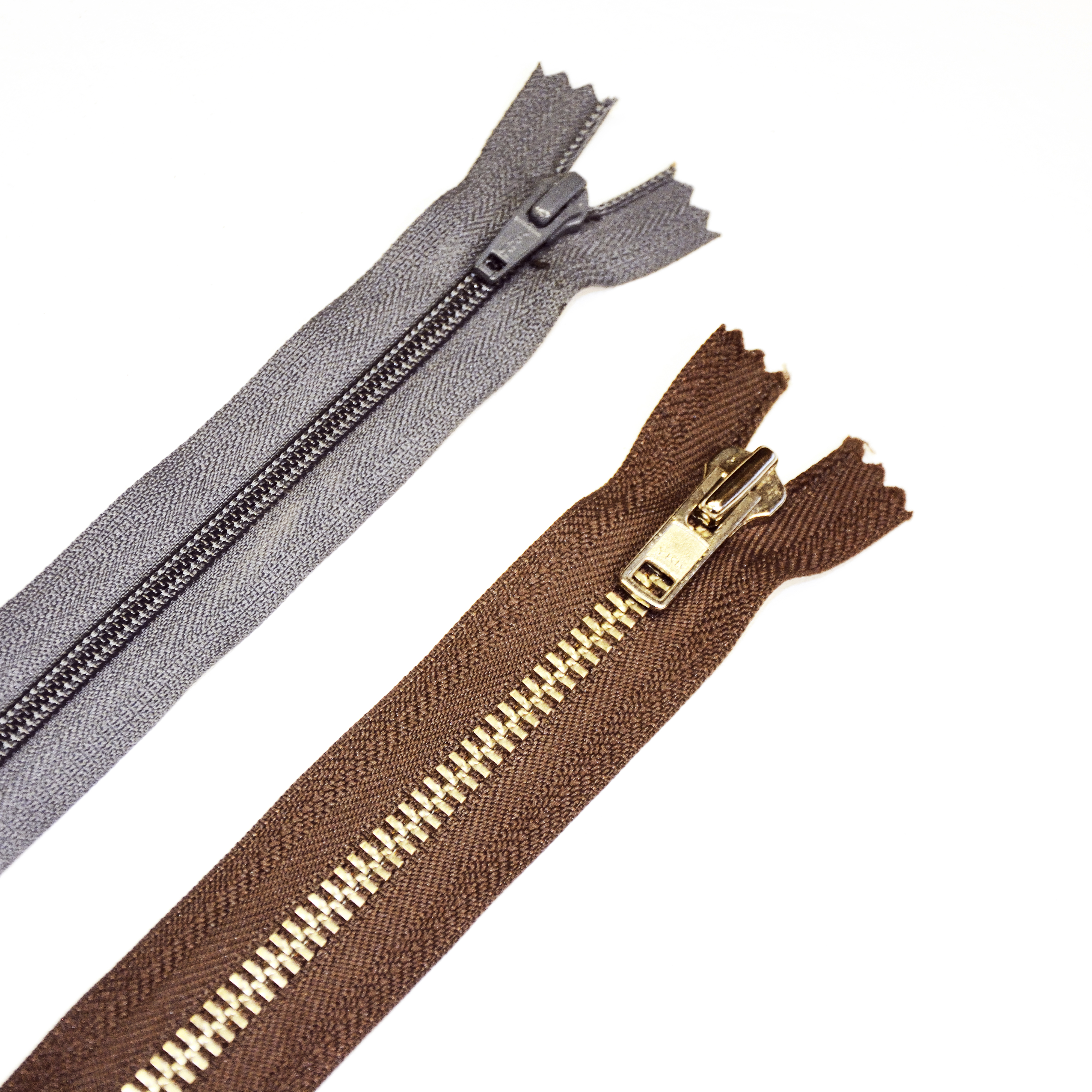 <br />
<b>Warning</b>:  Undefined variable $kl_liste_bild in <b>/home/al76tgm1mylb/webseiten/classes/class.crudpreisedetailmieten.php</b> on line <b>250</b><br />
<br />
<b>Warning</b>:  Trying to access array offset on null in <b>/home/al76tgm1mylb/webseiten/classes/class.crudpreisedetailmieten.php</b> on line <b>250</b><br />
